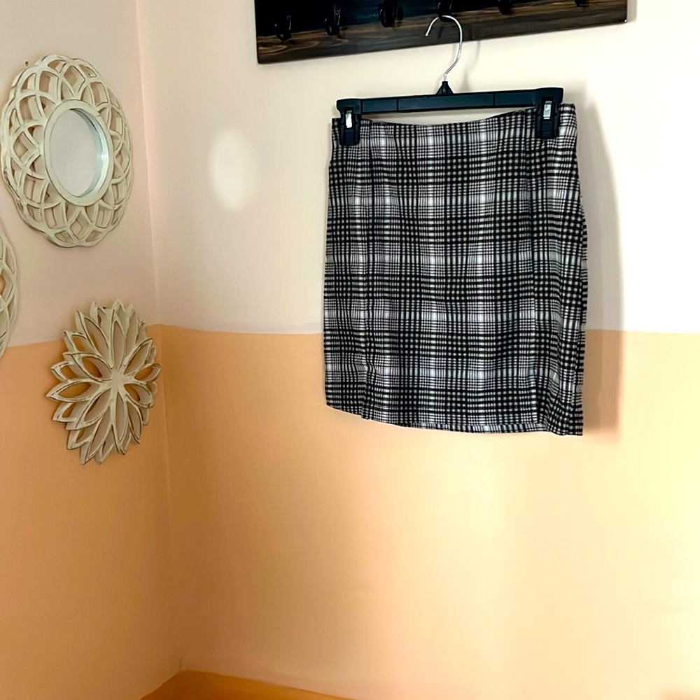 Women’s pencil skirt